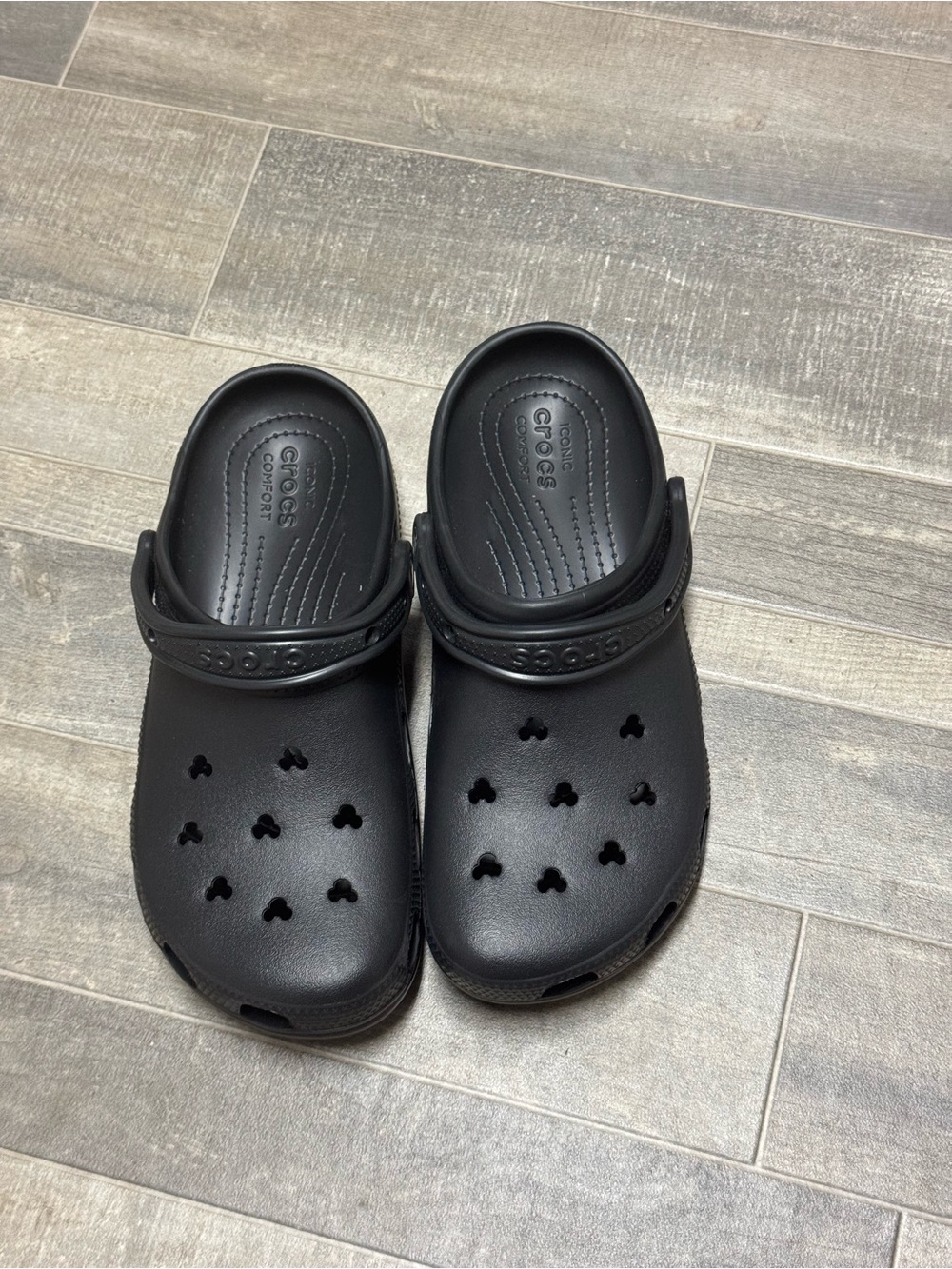 CROCS Classic Clog Black Size M-10/W-12 Lightweight Waterproof Comfy Y2K Casual - Picture 5 of 7